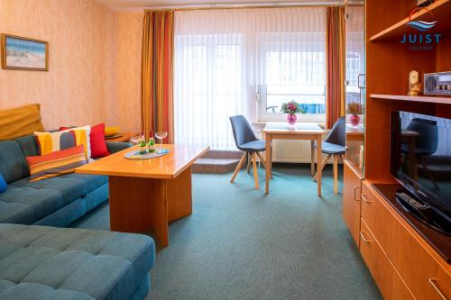 Haus Petra 131 - Ferienwohnung 1 in จูอิส์ท