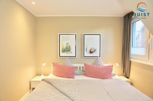 Apartment with Balcony image 10