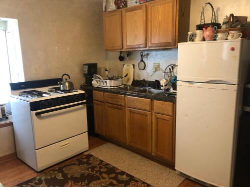 Cozy 1bed/1bath house in downtown Potsdam