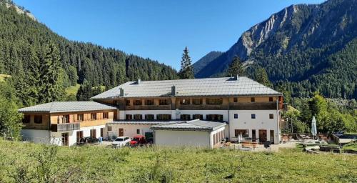 BLSV Sportcamp direkt im Wandergebiet Spitzingsee