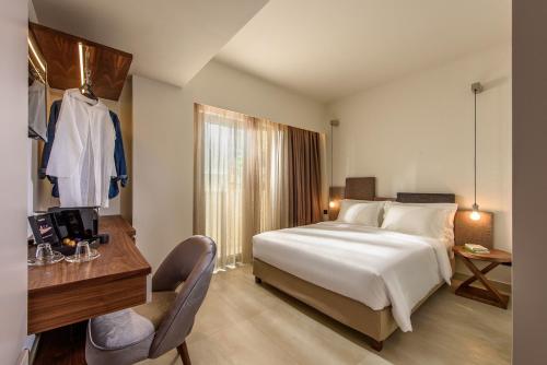 DOM Boutique Hotel - image 3