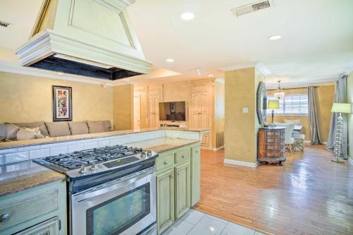 Charming Lafayette Home about 5 Mi to Downtown! in Lafayette, USA