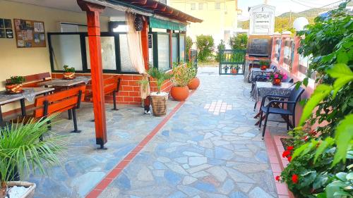 Apartmenthotel Sithon – Sarti, MO