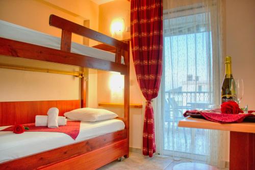 Apartmenthotel Sithon – Sarti, MO