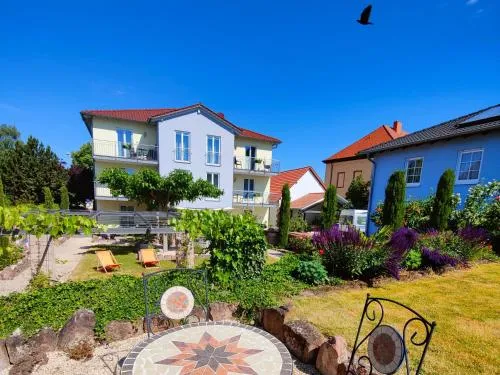 Casa Palatina Vinotel in Großkarlbach, Deutschland