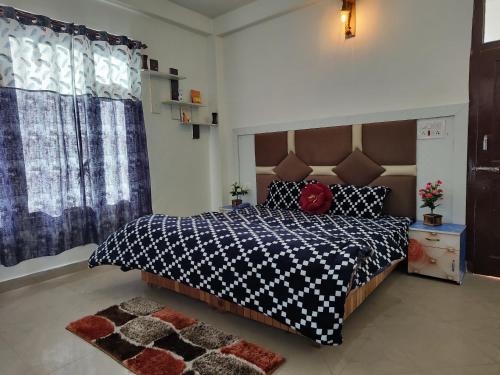 2 double beds, 2 futon beds