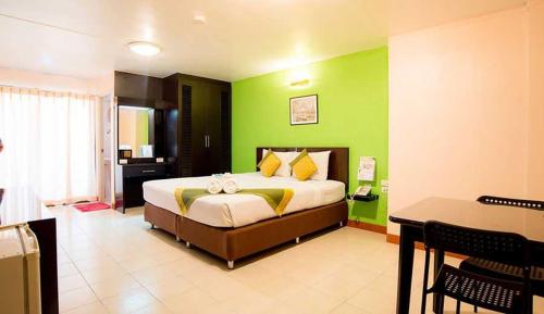 GMR Grand Mandarin Residence