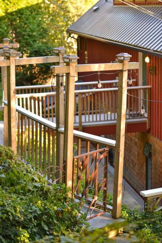 Salishan Tree House Suite