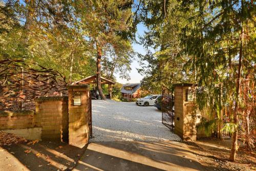 Salishan Tree House Suite