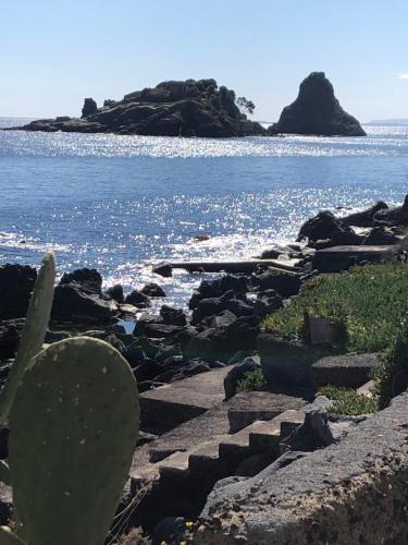  APPARTAMENTO FRONTE MARE ACi TREZZA in Aci Castello