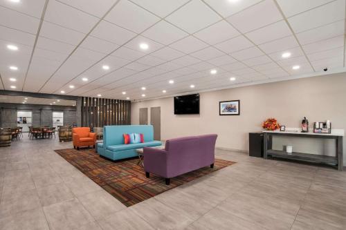 Quality Inn Joliet - main image