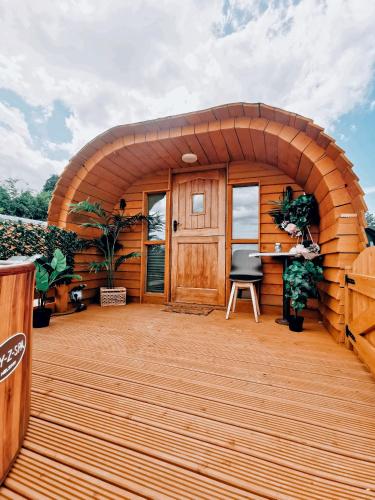 Crabmill Glamping with hot tub - Hotel - Bewdley