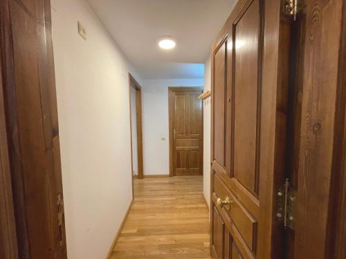 B42 - Apartamento en Av Los Tilos - Villmor, Benasque (foto 6)