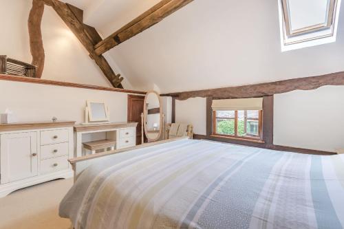 West End Barn - image 3