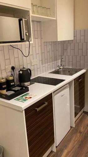 Braillen Suite- 2 bedroom with kitchenette and bathroom