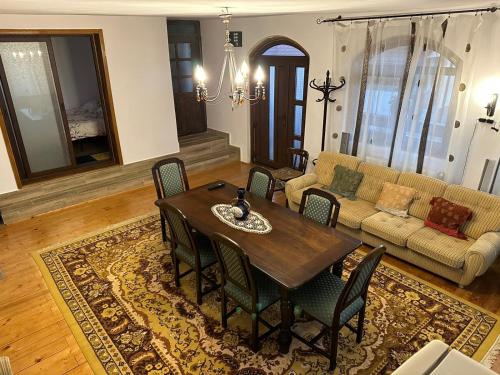 Casa de vacanta Mirela in Ranca - Novaci