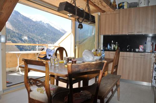 Attika Wohnung 7546 Ardez - image 4
