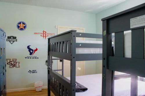 Wanderstay Houston Hostel