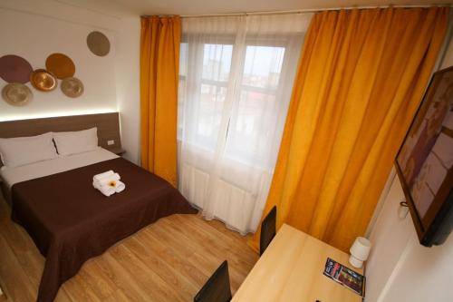 Studio Apartment image 1