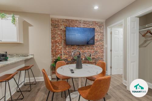Baltimores Best Home Away From Home apts in Baltimore, USA