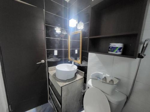 One-Bedroom Apartment image 4