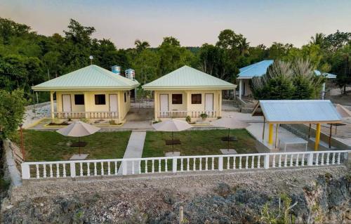 Happy Sunset's Inn in Larena