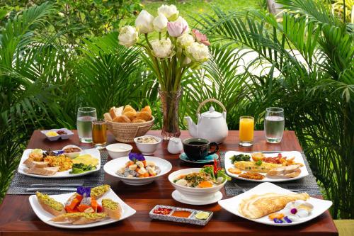 Onederz Khmer House