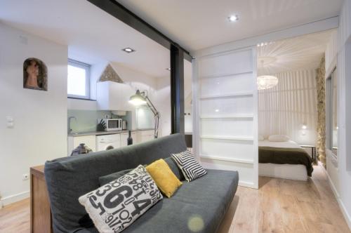 BmyGuest - Castelo Charming Flat, Lisbona