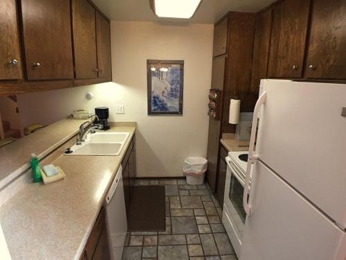 Two-Bedroom Apartment image 2