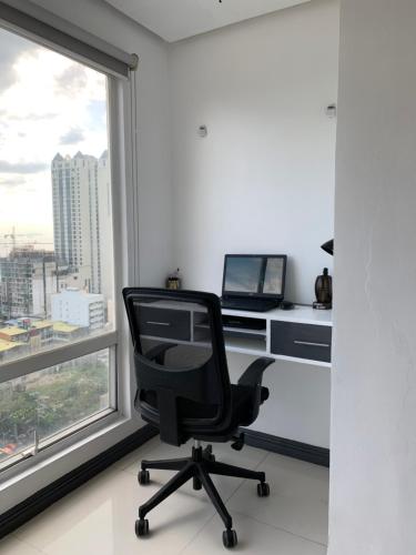 1 BR with balcony, fully furnished overlooking Manila Bay at Birch Tower, Malate, Manila, Manila (fotografie 5)