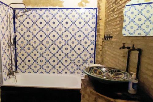 Suite Doña Inés Barrio Santacruz, Seville (photo 7)