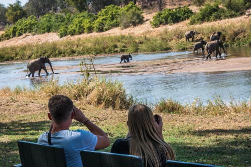 Maninghi Lodge