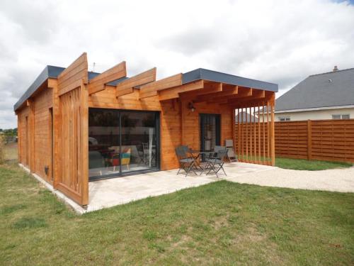 Chalet cosy climatisé avec parking et Internet gîte à louer Rochemenier