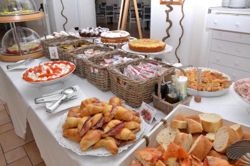 Hotel Villa Del Parco - image 6