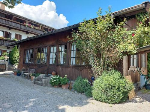 Wohnung direkt am Tegernsee mit XL-Terrasse in 特格爾恩湖畔格蒙德
