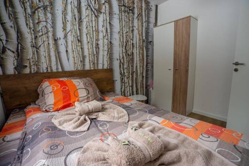 One-Bedroom Apartment image 10