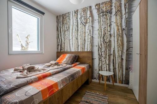 One-Bedroom Apartment image 6