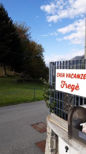 Casa vacanze Fregè (Casa vacanze Frege) in Castione Andevenno