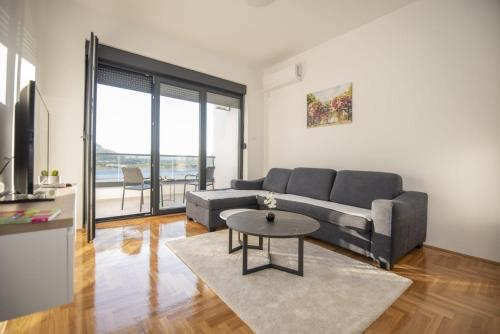 APARTMAN DERETIC