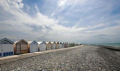 le mobile home Le Victory situé au Camping Le Rio (le mobile home Le Victory situe au Camping Le Rio) in 濱海努瓦耶勒
