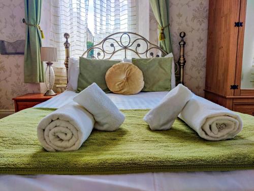 OYO Wentworth House Hotel - image 12