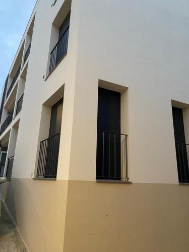 APARTAMENTO ROMELIA bajo A