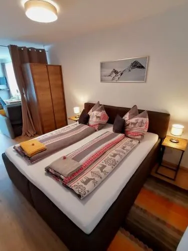Bergperle Apartments & Mountain Sport in Fließ, Österreich