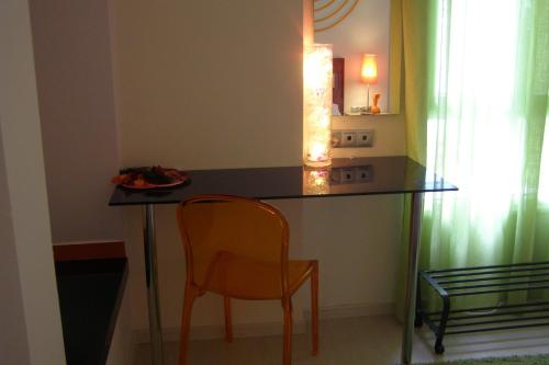 Room frog in a neoclasical house, Kastoria (photo 6)