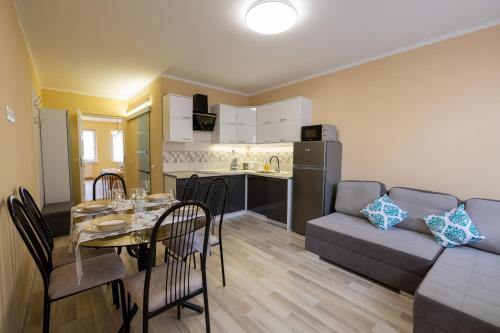 Apartman In City Szombathely **** - Apartment - Szombathely