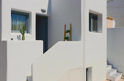 The Nine Graces - Agia Anna Beach Apartements