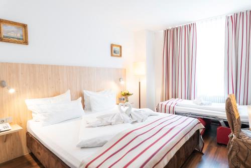 Hotel Astoria - image 10