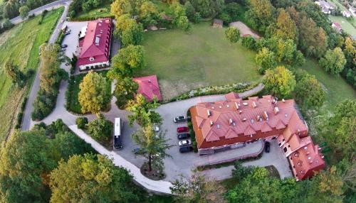 Dwór Ostoia - image 13