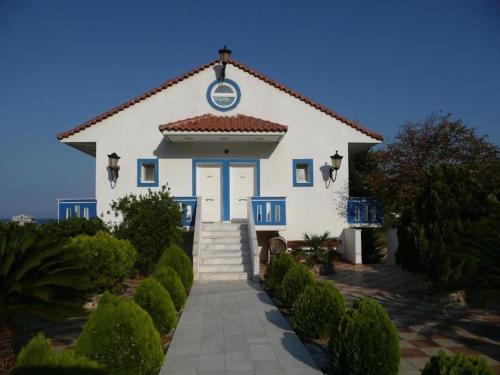  Megisti in Mourteri