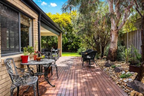 Surfside Getaway in Picturesque Inverloch, Inverloch